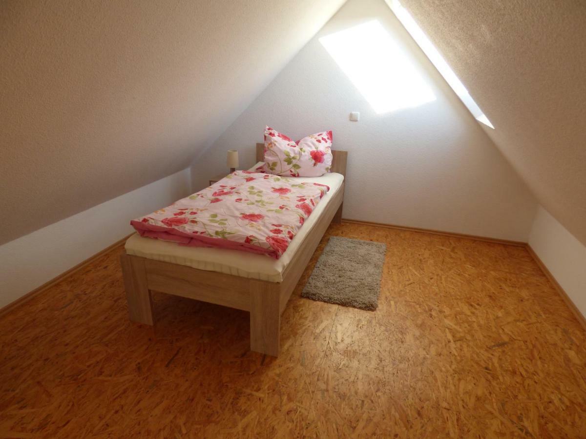 Ferienapartment "Zum Stollenkoenig" Neustadt Esterno foto